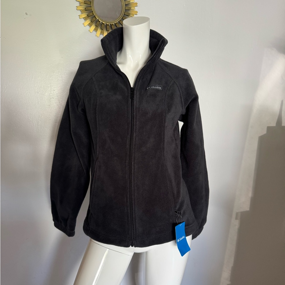 Women’s columbia turtle neck zip up jacket Size XS